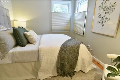 4448 NE 73rd Ave, Portland, OR 97218 - Photo 9