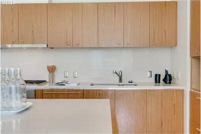 841 S Gaines St #510, Portland, OR 97239 - Photo 21