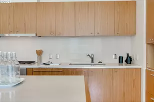 841 S Gaines St, Portland, OR 97239 - Photo 21