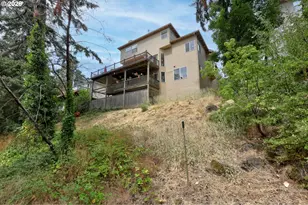 16431 SW Timberland Dr, Beaverton, OR 97007 - Photo 43
