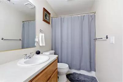 16431 SW Timberland Dr, Beaverton, OR 97007 - Photo 35