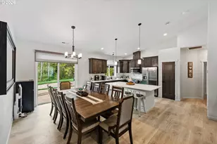 385 Pacific Dunes Dr, North Bend, OR 97459 - Photo 13