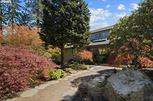 1890 S Greenwood Rd, Portland, OR 97219 - Photo 37