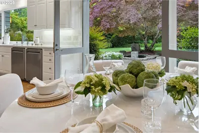 1890 S Greenwood Rd, Portland, OR 97219 - Photo 15