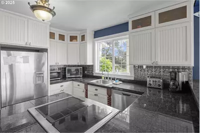 25 NE Clarke St, Depoe Bay, OR 97341 - Photo 39