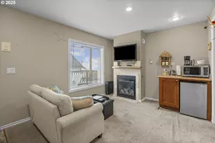 25 NE Clarke St, Depoe Bay, OR 97341 - Photo 11