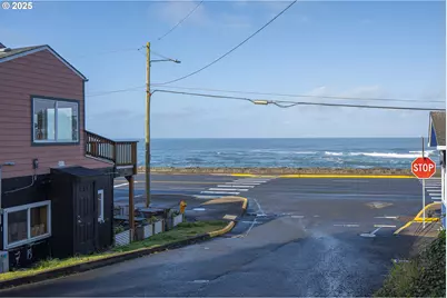 25 NE Clarke St, Depoe Bay, OR 97341 - Photo 37