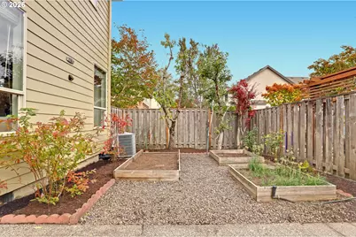 216 NE Ironcreek Ter, Hillsboro, OR 97124 - Photo 19