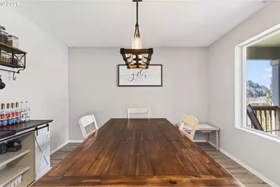 635 NW Pine St, Clatskanie, OR 97016 - Photo 5