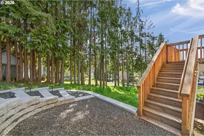 635 NW Pine St, Clatskanie, OR 97016 - Photo 23