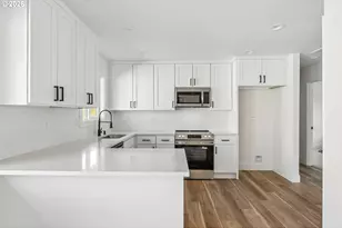 9545 SW 90th Ave, Portland, OR 97223 - Photo 9