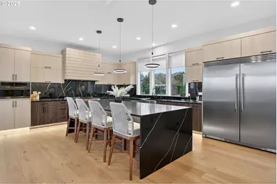 2604 NE 163rd St, Ridgefield, WA 98642 - Photo 3