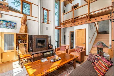 49348 McKenzie Hwy, Vida, OR 97488 - Photo 3