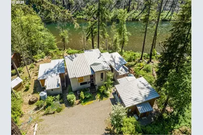 49348 McKenzie Hwy, Vida, OR 97488 - Photo 13