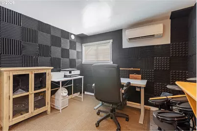 824 W Nebo St, Roseburg, OR 97471 - Photo 37