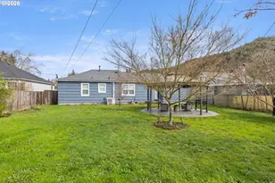 824 W Nebo St, Roseburg, OR 97471 - Photo 45