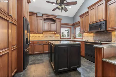 37817 SE Hidden Falls Rd, Washougal, WA 98671 - Photo 21