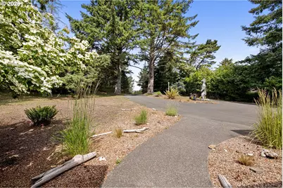 33302 Neacoxie Ln, Warrenton, OR 97146 - Photo 37