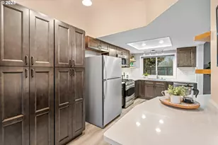 15975 SW 87th Ave, Portland, OR 97224 - Photo 13