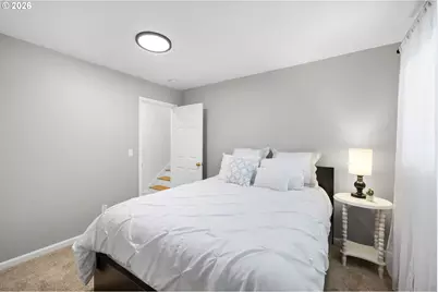 9375 SW Pine St, Beaverton, OR 97005 - Photo 17