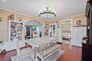 304 Crawford St, Kelso, WA 98626 - Photo 13