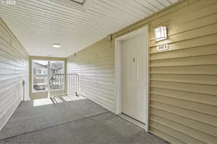 790 NW 185th Ave, Beaverton, OR 97006 - Photo 3