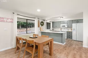 6020 Valley View Rd NE, Silverton, OR 97381 - Photo 9