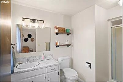 6020 Valley View Rd NE, Silverton, OR 97381 - Photo 21