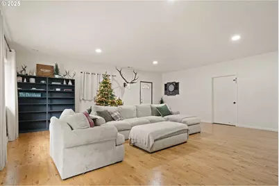 6020 Valley View Rd NE, Silverton, OR 97381 - Photo 19