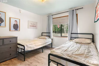 6020 Valley View Rd NE, Silverton, OR 97381 - Photo 23