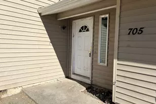 705 Willamina Ave, Forest Grove, OR 97116 - Photo 3