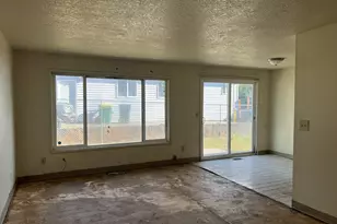 705 Willamina Ave, Forest Grove, OR 97116 - Photo 9