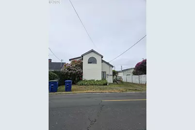 1433 NW 17th St, Lincoln City, OR 97367 - Photo 1