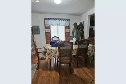 1433 NW 17th St, Lincoln City, OR 97367 - Photo 7