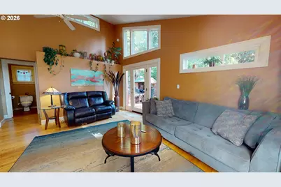 411 Perry St, Springfield, OR 97477 - Photo 5
