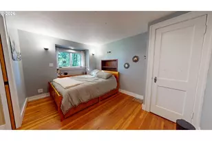 411 Perry St, Springfield, OR 97477 - Photo 27