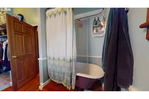 411 Perry St, Springfield, OR 97477 - Photo 15