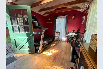 411 Perry St, Springfield, OR 97477 - Photo 33