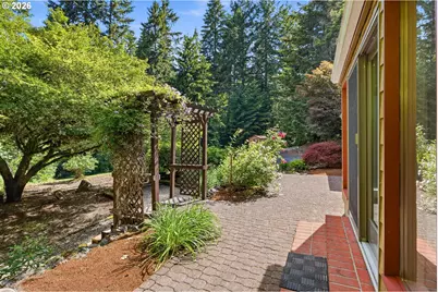 51890 Lake Dr, Scappoose, OR 97056 - Photo 39