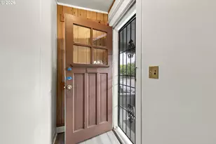 2145 SE Cesar E Chavez Blvd, Portland, OR 97214 - Photo 5