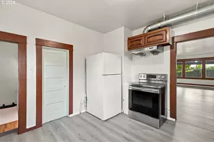 2145 SE Cesar E Chavez Blvd, Portland, OR 97214 - Photo 9