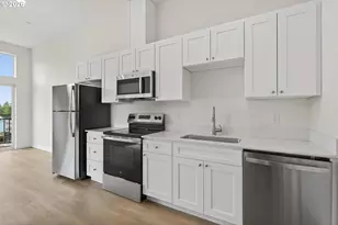 3320 SE 90th Pl, Portland, OR 97266 - Photo 13