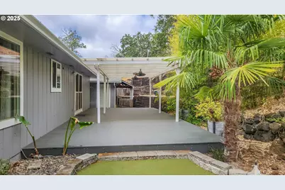 6649 Garden Valley Rd, Roseburg, OR 97471 - Photo 9