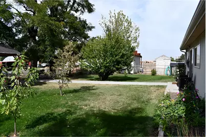 84570 Ringer Rd, Milton-Freewater, OR 97862 - Photo 13