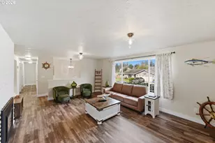 1289 Ford Ln, North Bend, OR 97459 - Photo 5