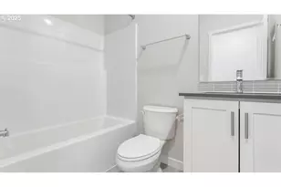 16655 SE Crossland St, Happy Valley, OR 97086 - Photo 3