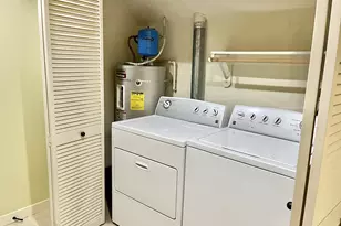 608 NE Roydon Ln, Hillsboro, OR 97006 - Photo 19