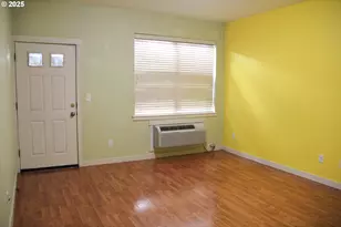 608 NE Roydon Ln, Hillsboro, OR 97006 - Photo 9