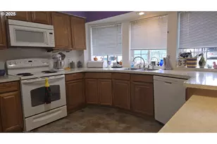 17401 SE 39th St, Vancouver, WA 98683 - Photo 9