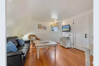 2132 S Columbia St, Seaside, OR 97138 - Photo 31